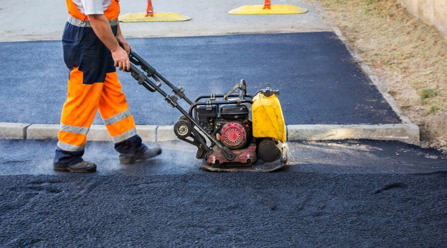 Professional gutter cleaning in Jeffersonville, NY